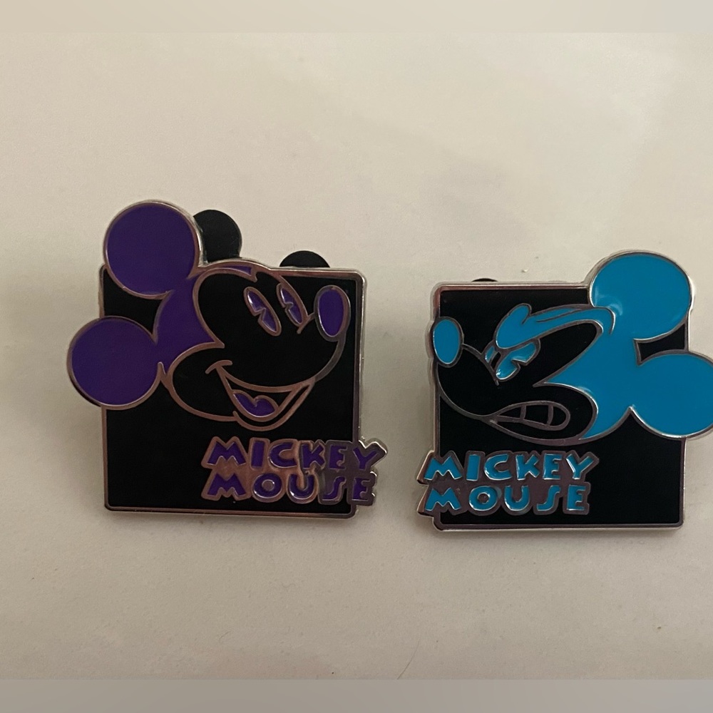 Disney Pin trader - Happy Mickey and Angry Mickey set of 2